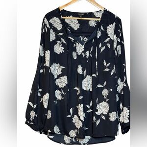 Roz & Ali Women’s size 1X black and white floral sheer tunic top boho